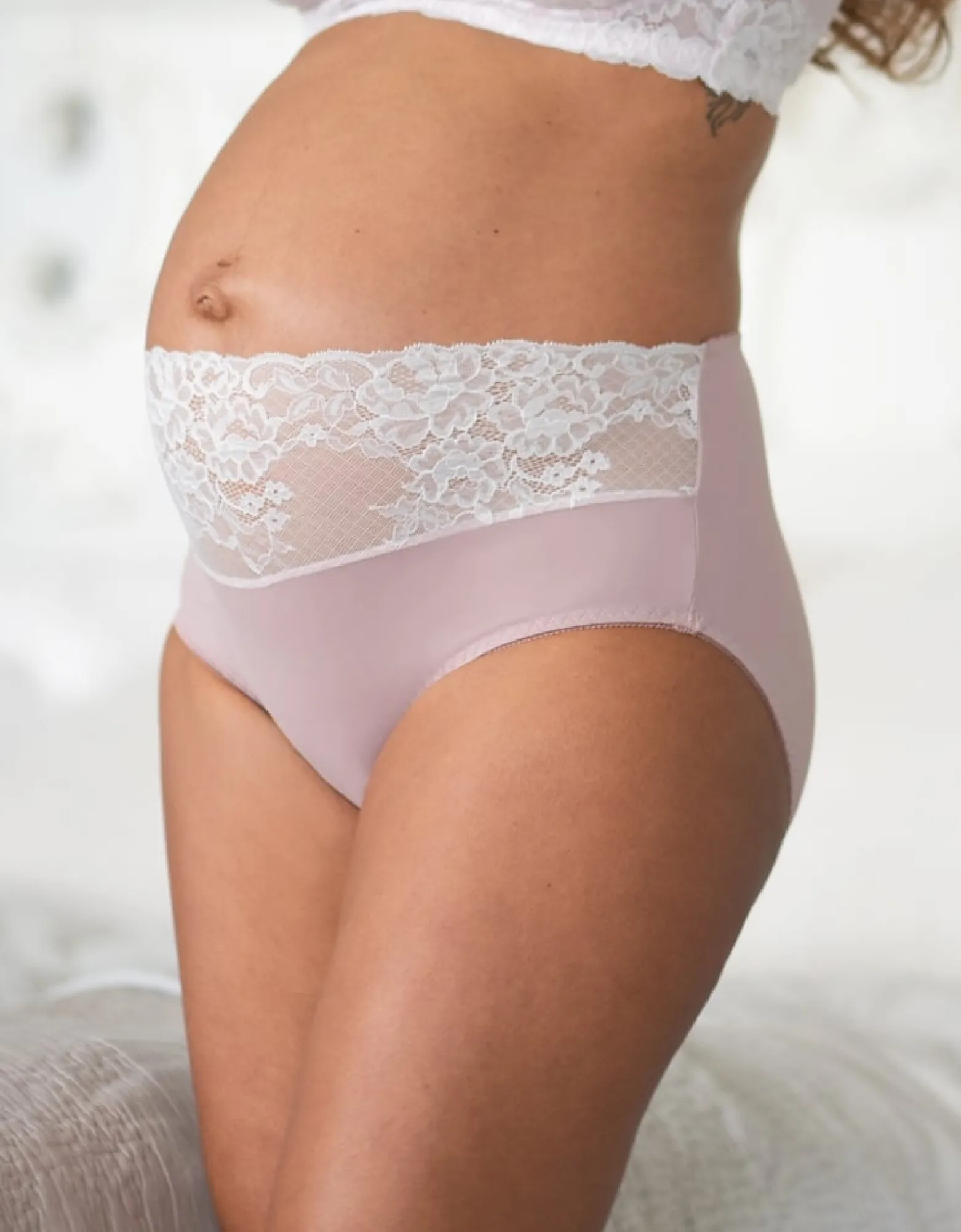 Shop Emelia | Contrast Lace Mid Bump Maternity Briefs Lingerie & Shapewear | Lingerie & Shapewear